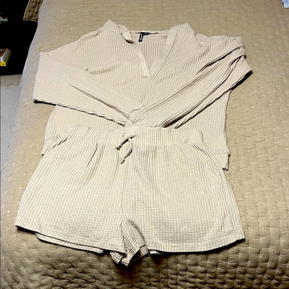 Beige Waffle Knit Lounge Set size M . Like new